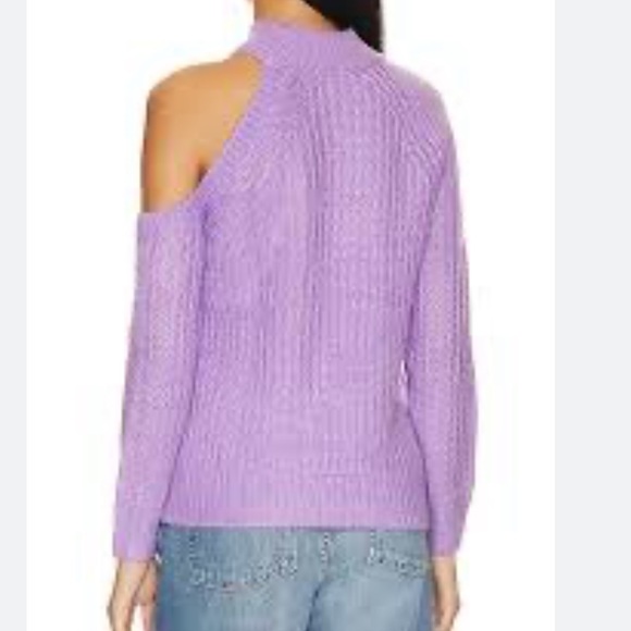 Lovers and friends size small, fuchsia sweater - Picture 7 of 7